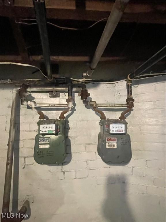 3217 W 14th St, Cleveland, OH 44109 - utilities with gas meter