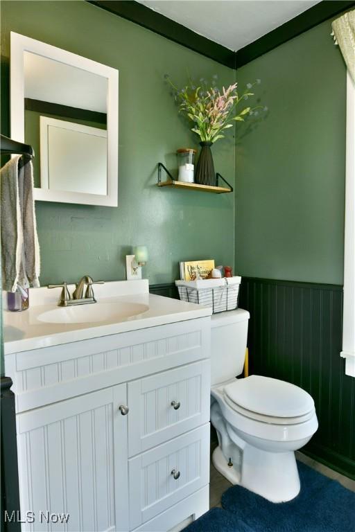3122 Mccleary Jacoby Rd, Cortland, OH 44410 - half bath with vanity and toilet