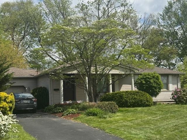 2284 Venloe Dr, Poland, OH 44514 - photo 1
