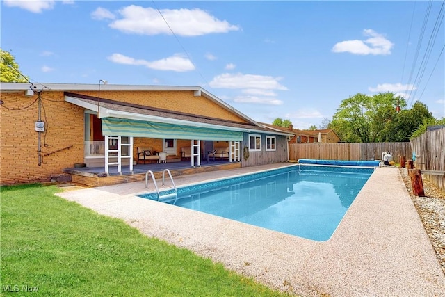 2455 Alexander Mnr E, Steubenville, OH 43952 - view of pool with a patio area