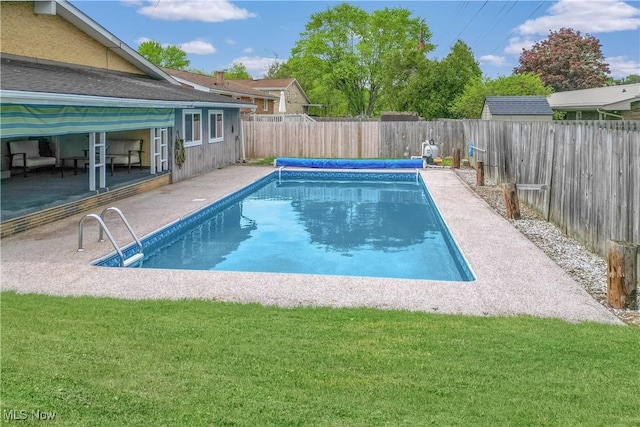2455 Alexander Mnr E, Steubenville, OH 43952 - view of pool