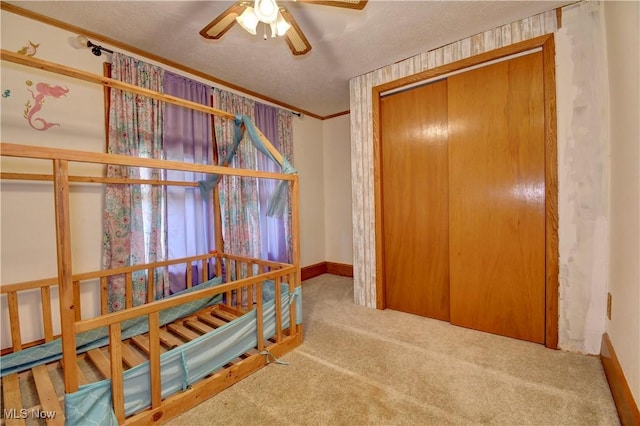 6456 Dover Zoar Rd NE, Dover, OH 44622 - hall with carpet flooring, a textured ceiling, baseboards, and ornamental molding