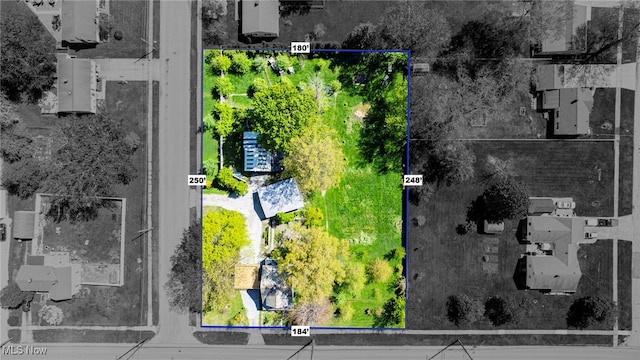 2226 W 13th St, Ashtabula, OH 44004 - aerial view of property and surrounding area featuring property parcel outlined