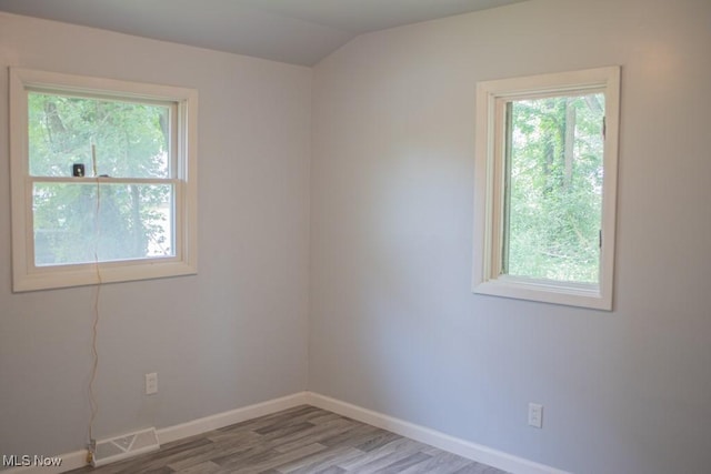 2208 Cherry Hill Ave, Youngstown, OH 44509 - photo 12
