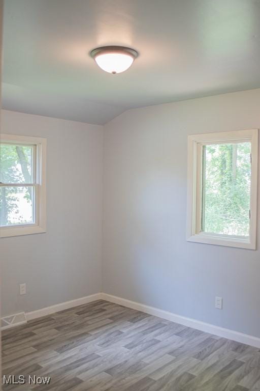 2208 Cherry Hill Ave, Youngstown, OH 44509 - photo 13
