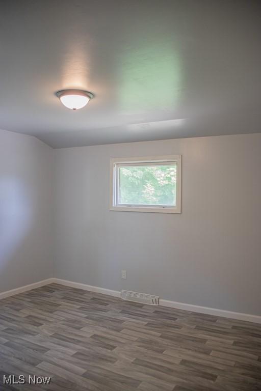 2208 Cherry Hill Ave, Youngstown, OH 44509 - photo 14