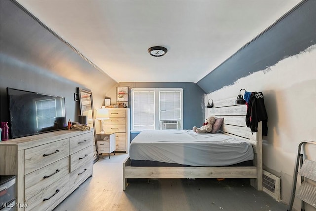 4414 W 171st St, Cleveland, OH 44135 - bedroom featuring vaulted ceiling and wood finished floors