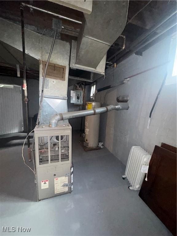 510 Parkcliffe Ave, Youngstown, OH 44511 - utility room with water heater