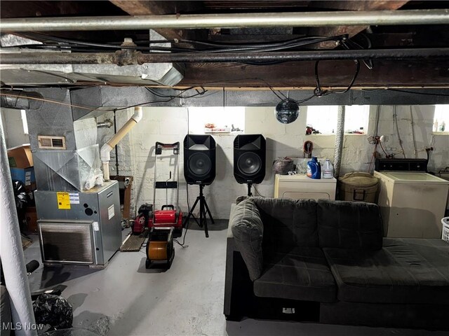 4226 E 128th St, Cleveland, OH 44105 - photo 8