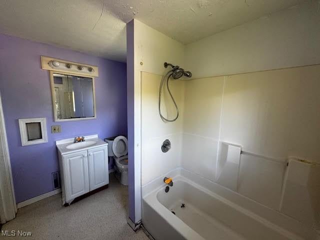 250 Center Rd, Bedford, OH 44146 - full bath featuring vanity, toilet, shower / washtub combination, and baseboards