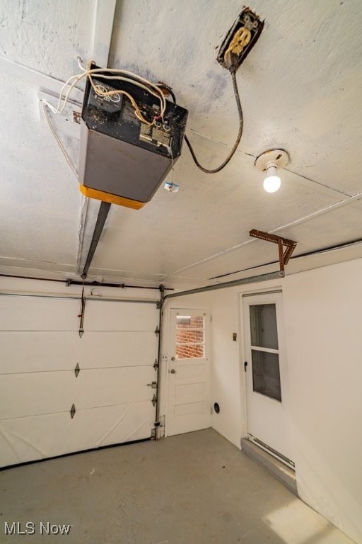 459 N Osborn Ave, Youngstown, OH 44509 - view of garage