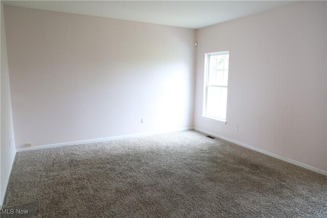 37591 Stoney Lake Dr, North Ridgeville, OH 44039 - photo 6