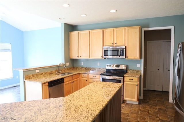 37591 Stoney Lake Dr, North Ridgeville, OH 44039 - photo 12