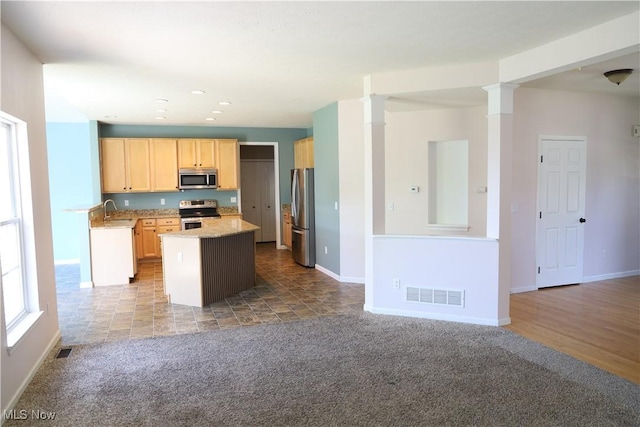 37591 Stoney Lake Dr, North Ridgeville, OH 44039 - photo 14