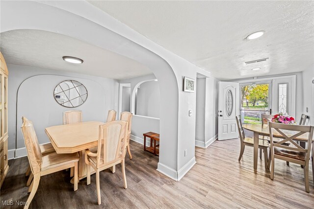 18015 Canterbury Rd, Cleveland, OH 44119 - photo 19