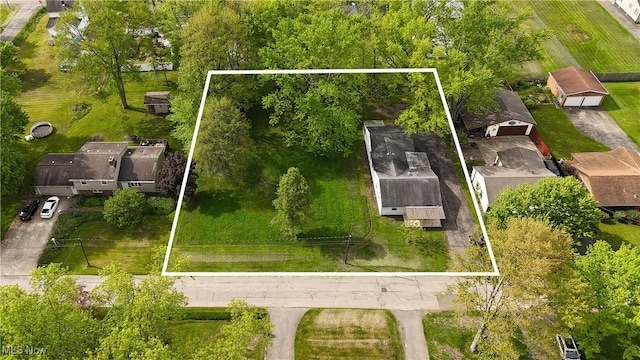 aerial overview of property's location featuring property boundaries highlighted