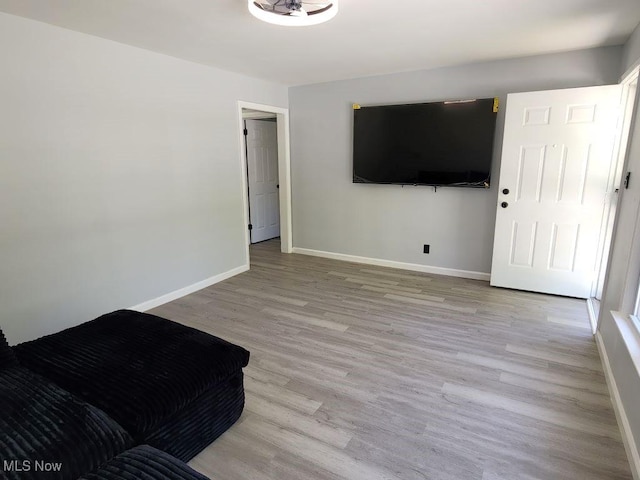 1998 Green Rd, Cleveland, OH 44121 - photo 5