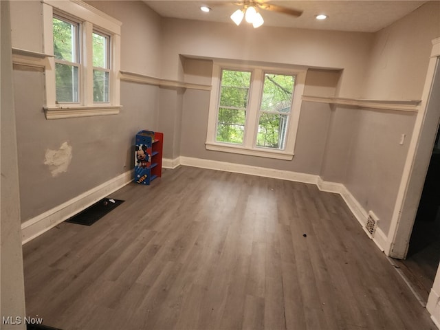 521 E 109th St, Cleveland, OH 44108 - photo 5