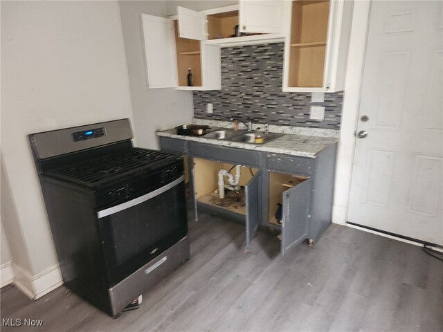 521 E 109th St, Cleveland, OH 44108 - photo 6