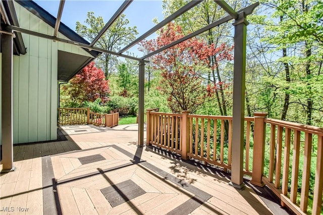 8220 Hermitage Rd, Concord, OH 44077 - view of deck