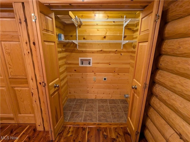 5216 Arrow Rd NW, Minerva, OH 44657 - laundry room featuring hookup for a washing machine