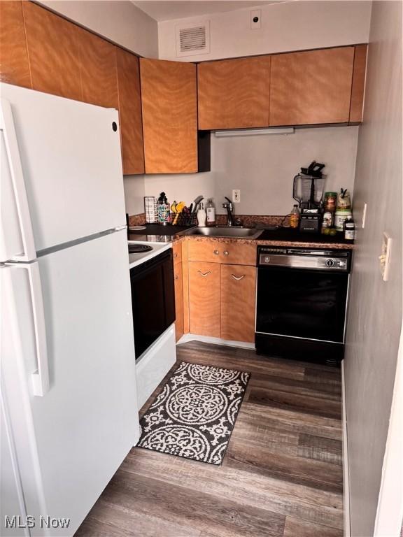 12520 Edgewater Dr Unit 702, Lakewood, OH 44107 - photo 5