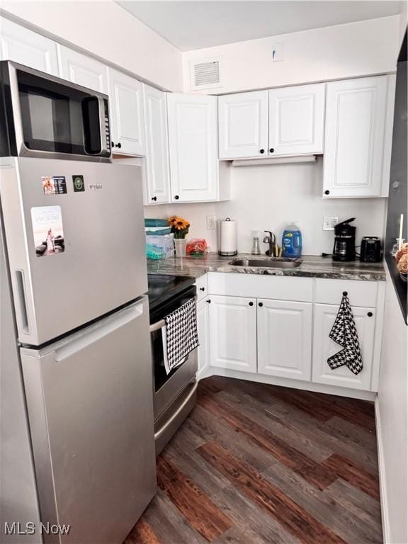 12520 Edgewater Dr Unit 602, Lakewood, OH 44107 - photo 2