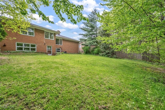 4422 Forest Hills Blvd, Parma, OH 44134 - view of yard