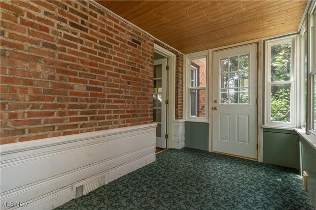 view of exterior entry