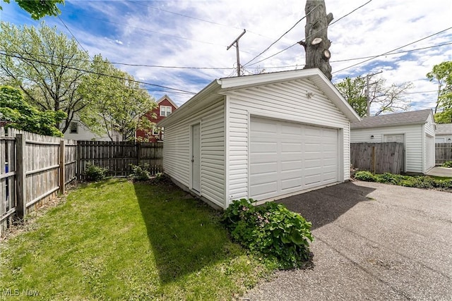1303 W 115th St, Cleveland, OH 44102 - view of detached garage