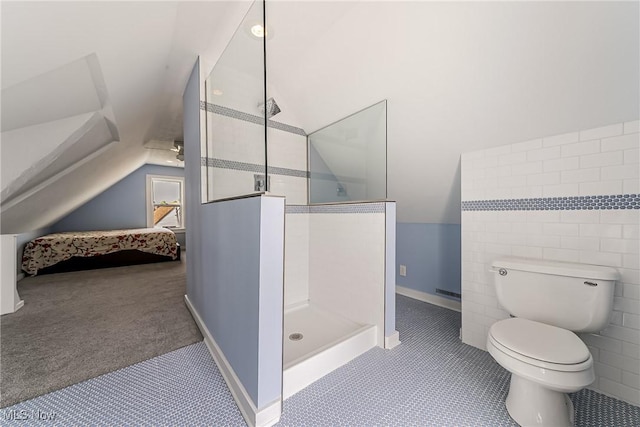 1303 W 115th St, Cleveland, OH 44102 - full bathroom with walk in shower, toilet, ensuite bath, and vaulted ceiling