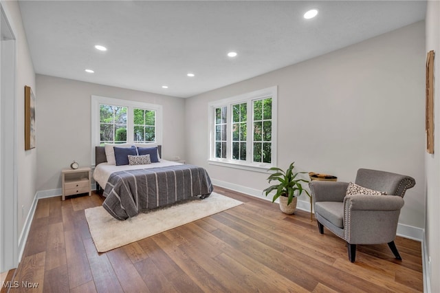 17617 Lomond Blvd, Shaker Heights, OH 44120 - bedroom featuring hardwood / wood-style flooring, baseboards, and recessed lighting