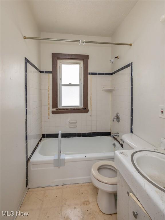 7201 Clement Ave, Cleveland, OH 44105 - photo 11