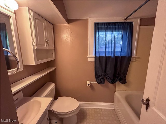 553 Willard Ave SE, Warren, OH 44483 - bathroom featuring vanity and tile patterned floors