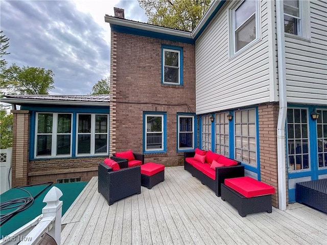 553 Willard Ave SE, Warren, OH 44483 - wooden terrace with an outdoor living space