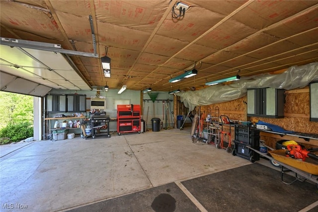 1152 Terraho Dr, Salem, OH 44460 - garage featuring a workshop area