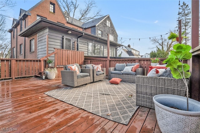 555 E Milton St, Alliance, OH 44601 - deck featuring outdoor lounge area