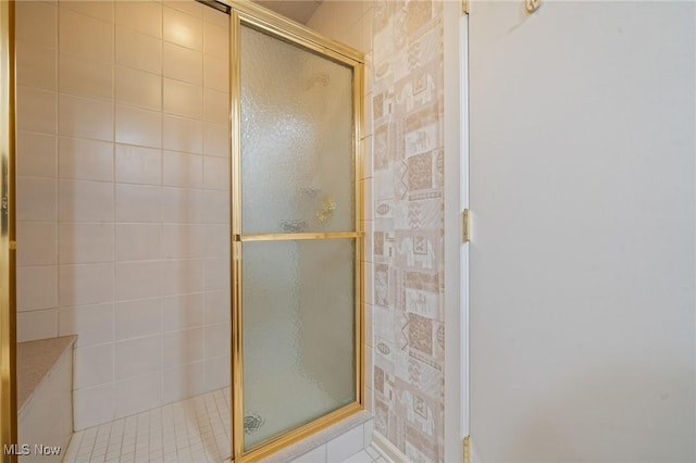 540 Bent Creek Oval, Aurora, OH 44202 - full bathroom featuring a shower stall