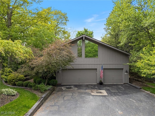 540 Bent Creek Oval, Aurora, OH 44202 - photo 1