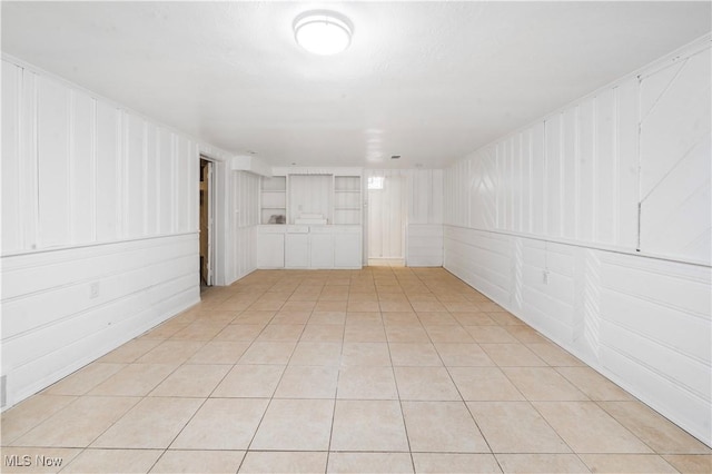 2400 Saybrook Rd, University Heights, OH 44118 - unfurnished room with a decorative wall and light tile patterned floors