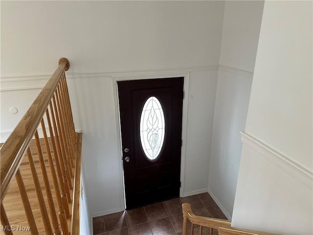 9744 Andrea Dr, Concord, OH 44060 - tiled foyer entrance with baseboards