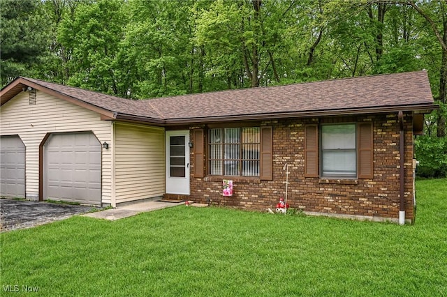 1352 Castillion Dr NE, Warren, OH 44484 - photo 4