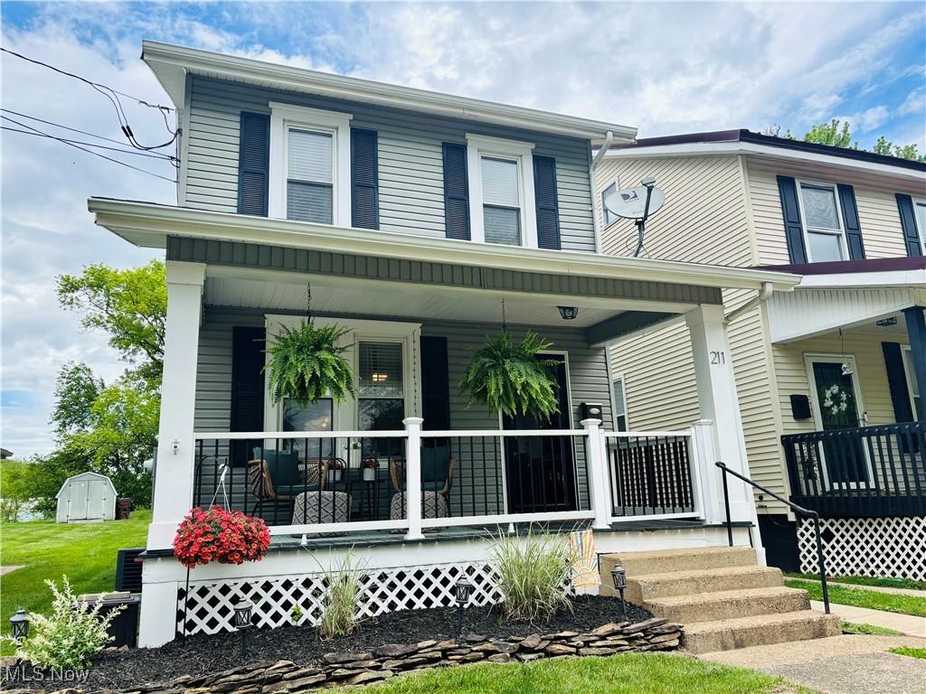 211 Kenwood St, Marietta, OH 45750 - photo 1
