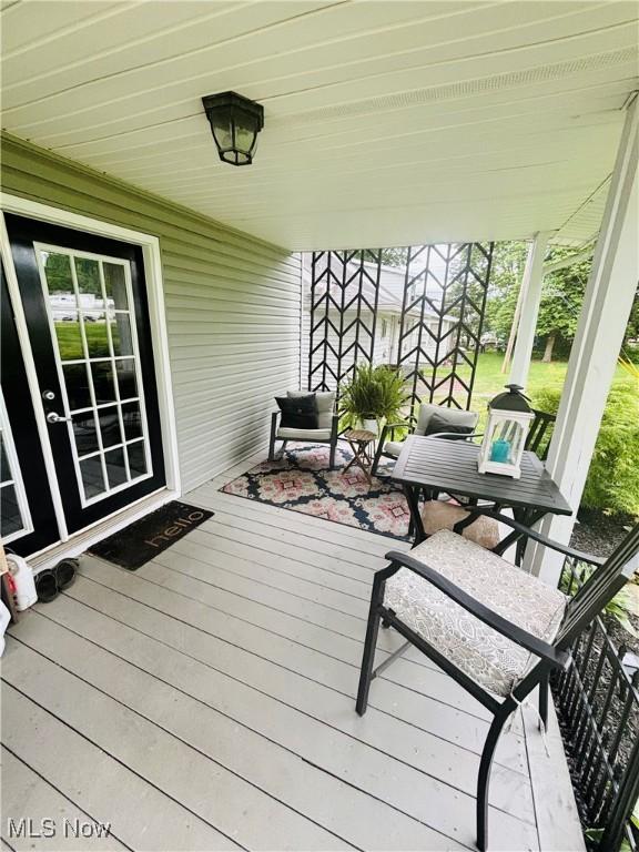 211 Kenwood St, Marietta, OH 45750 - deck with a porch