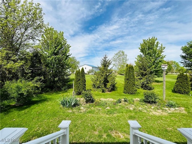 2270 S Commodore Ct, Lakeside-Marblehead, OH 43440 - view of grassy yard