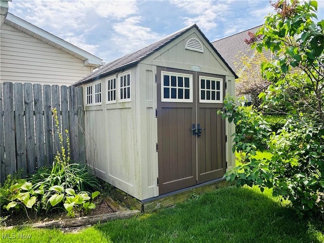 2270 S Commodore Ct, Lakeside-Marblehead, OH 43440 - view of shed featuring fence