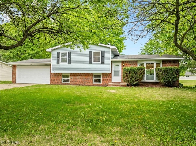 2345 Zircon St NE, Canton, OH 44721 - photo 1