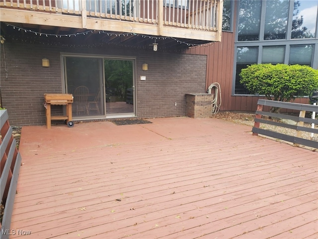 9651 Skyway Dr, Wadsworth, OH 44281 - view of wooden terrace