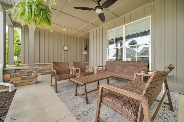 view of patio featuring a ceiling fan