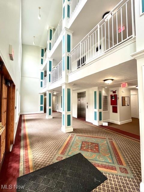 23003 Chandlers Ln Unit 219, Olmsted Falls, OH 44138 - community lobby featuring a towering ceiling
